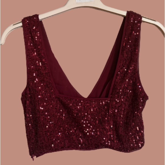 Sequin crop tank top | red, small | Lulu’s - Picture 3 of 4